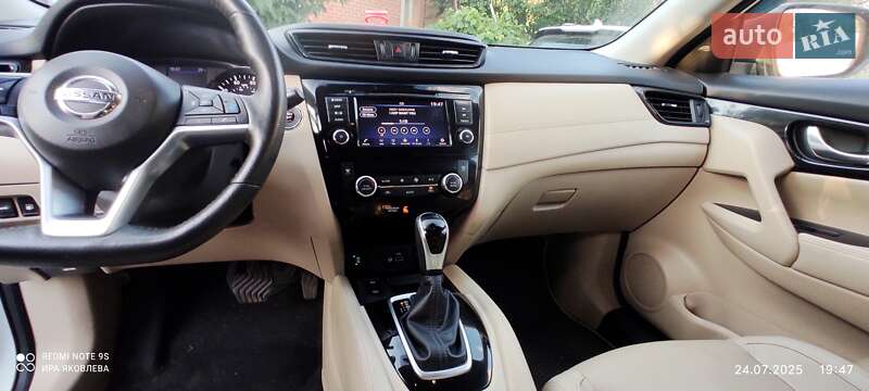 Внедорожник / Кроссовер Nissan Rogue 2019 в Киеве