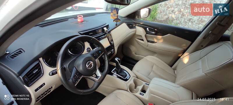 Внедорожник / Кроссовер Nissan Rogue 2019 в Киеве