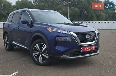 Позашляховик / Кросовер Nissan Rogue 2023 в Києві