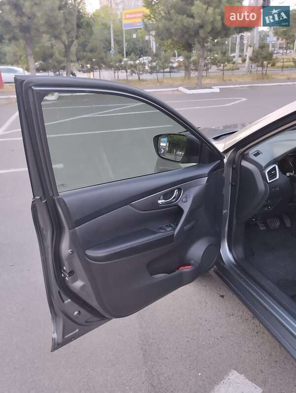 Внедорожник / Кроссовер Nissan Rogue 2015 в Одессе