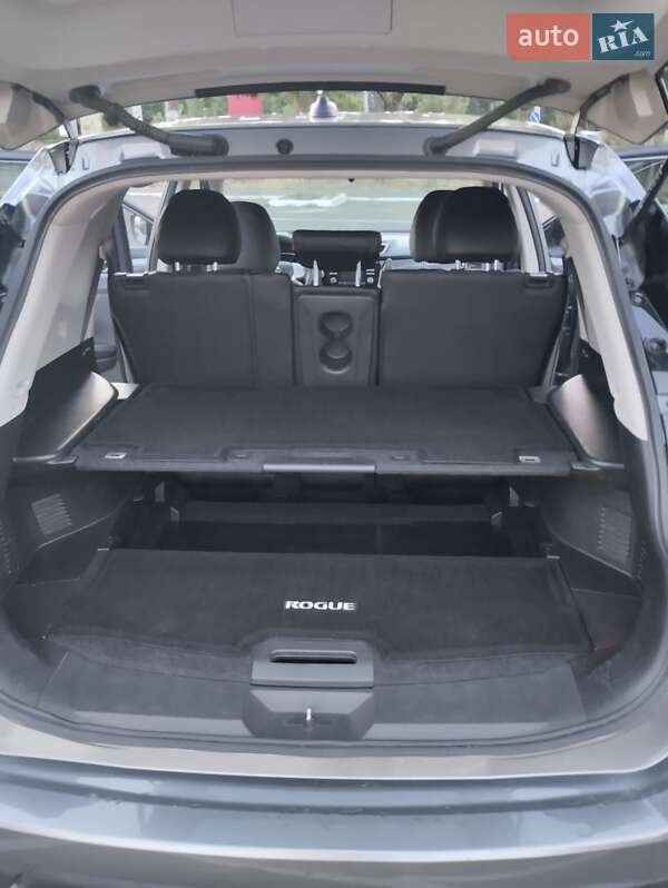 Внедорожник / Кроссовер Nissan Rogue 2015 в Одессе