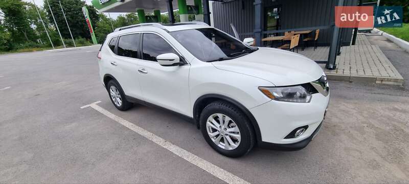 Внедорожник / Кроссовер Nissan Rogue 2016 в Каменец-Подольском