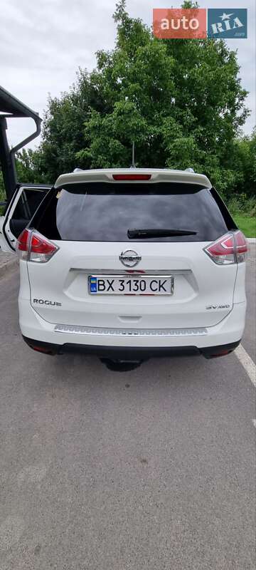Внедорожник / Кроссовер Nissan Rogue 2016 в Каменец-Подольском