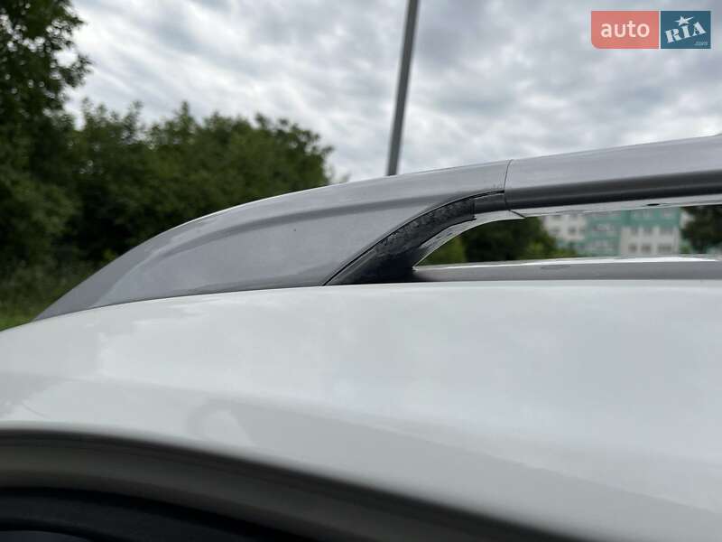 Внедорожник / Кроссовер Nissan Rogue 2016 в Каменец-Подольском