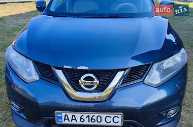 Внедорожник / Кроссовер Nissan Rogue 2015 в Киеве