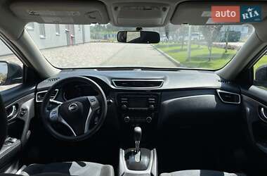 Внедорожник / Кроссовер Nissan Rogue 2015 в 
