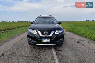 Позашляховик / Кросовер Nissan Rogue 2019 в Переяславі