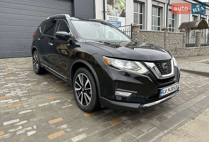 Внедорожник / Кроссовер Nissan Rogue 2018 в Ивано-Франковске