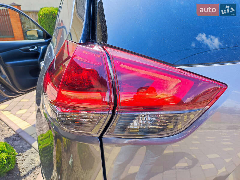 Внедорожник / Кроссовер Nissan Rogue 2018 в Жидачове