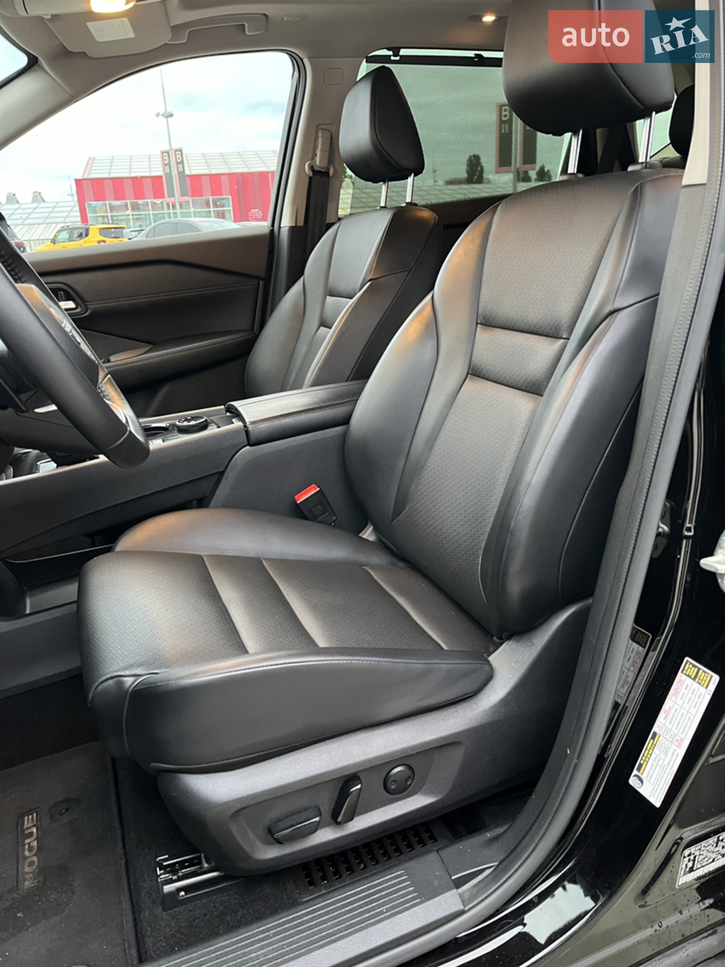 2023 Nissan Rogue - мініатюра 21
