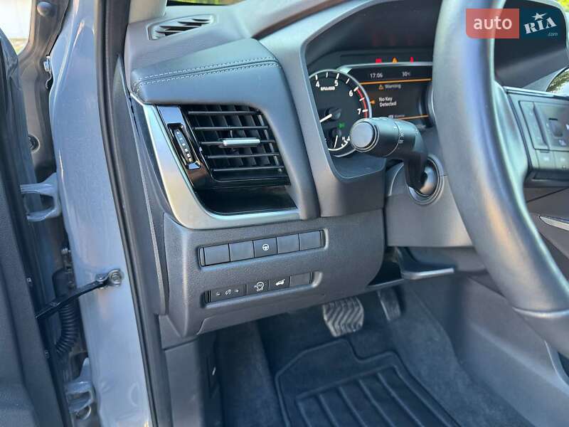 Позашляховик / Кросовер Nissan Rogue 2023 в Кривому Розі