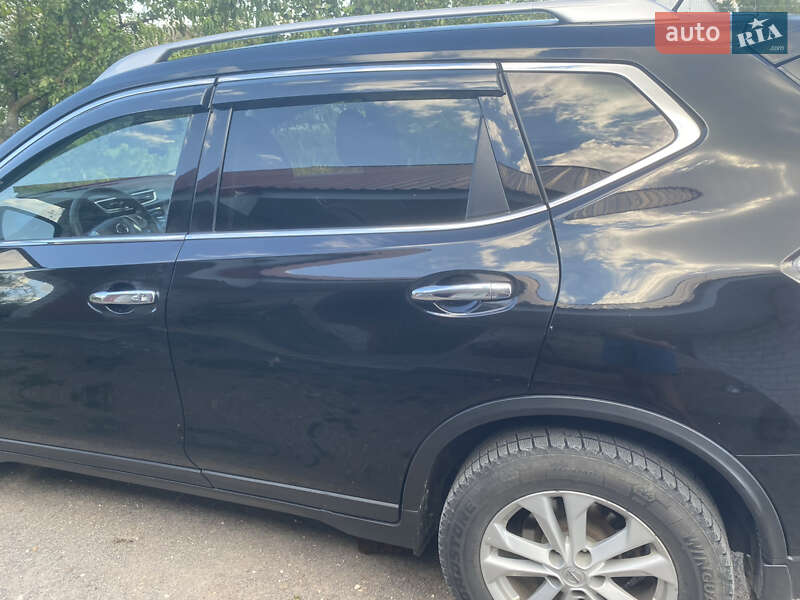 Внедорожник / Кроссовер Nissan Rogue 2015 в Хмельнике