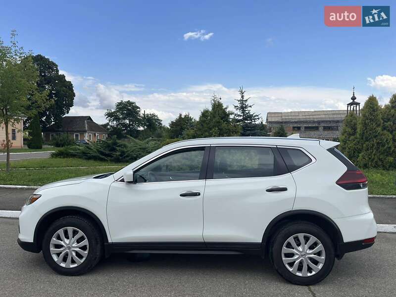 Внедорожник / Кроссовер Nissan Rogue 2018 в Галиче