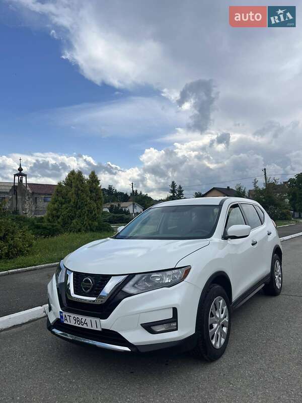 Внедорожник / Кроссовер Nissan Rogue 2018 в Галиче