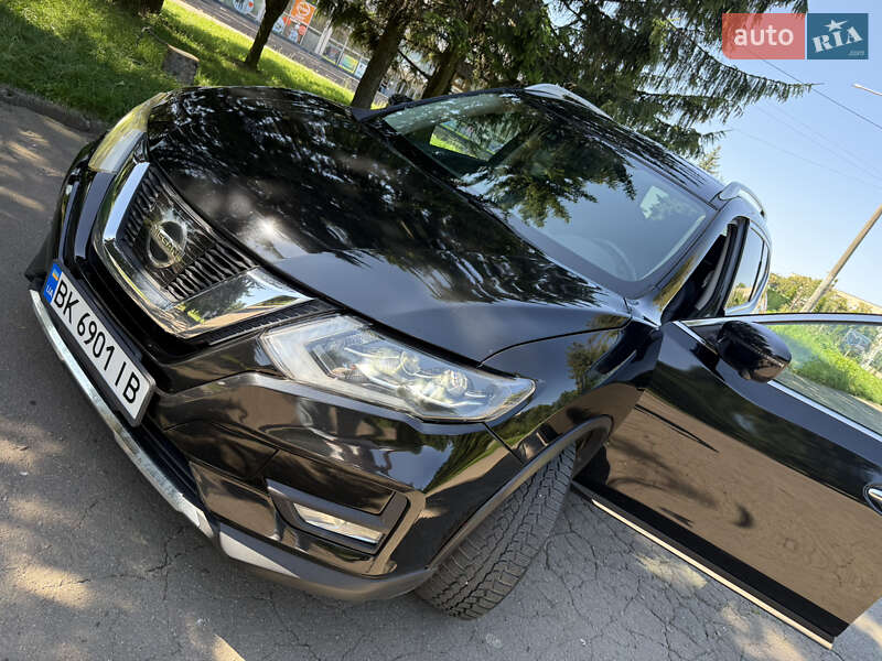 Nissan Rogue 2018