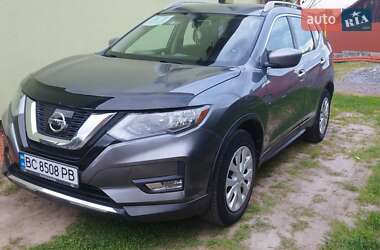 Внедорожник / Кроссовер Nissan Rogue 2018 в Львове