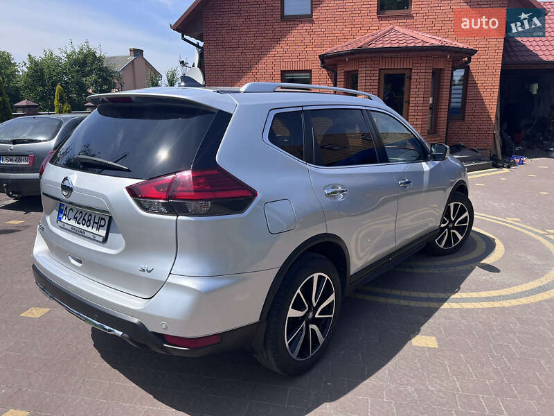 Внедорожник / Кроссовер Nissan Rogue 2020 в Луцке