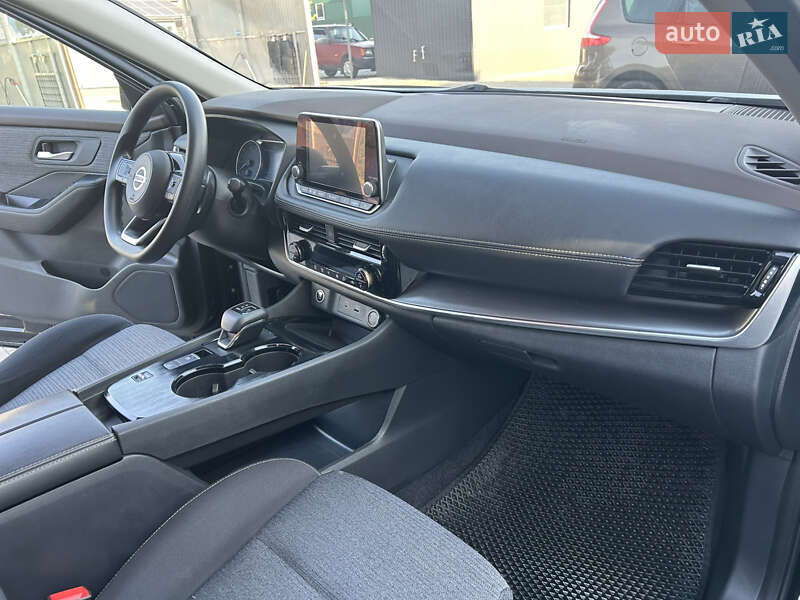 Внедорожник / Кроссовер Nissan Rogue 2021 в Виннице