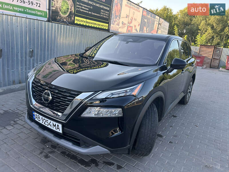 Внедорожник / Кроссовер Nissan Rogue 2021 в Виннице
