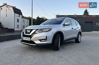 Позашляховик / Кросовер Nissan Rogue 2018 в Львові
