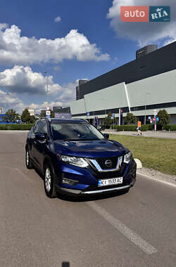 Внедорожник / Кроссовер Nissan Rogue 2017 в Киеве
