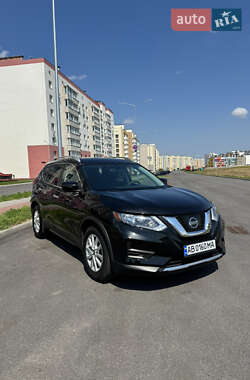 Позашляховик / Кросовер Nissan Rogue 2017 в Вінниці