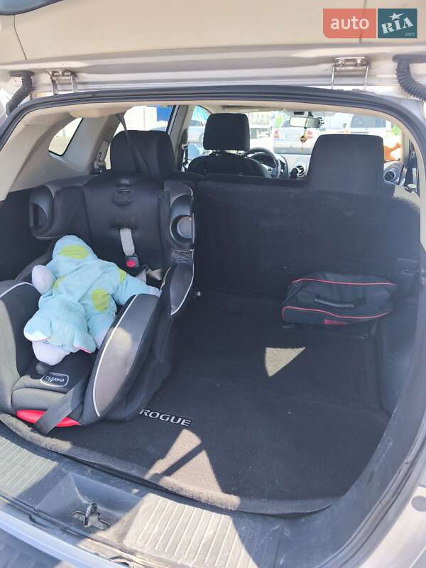 Внедорожник / Кроссовер Nissan Rogue 2015 в Черкассах