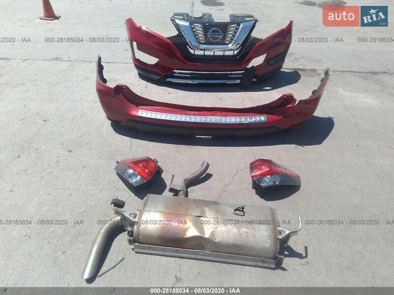 Внедорожник / Кроссовер Nissan Rogue 2017 в Харькове