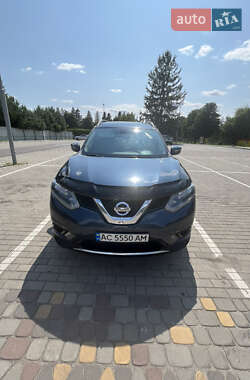 Позашляховик / Кросовер Nissan Rogue 2015 в Луцьку
