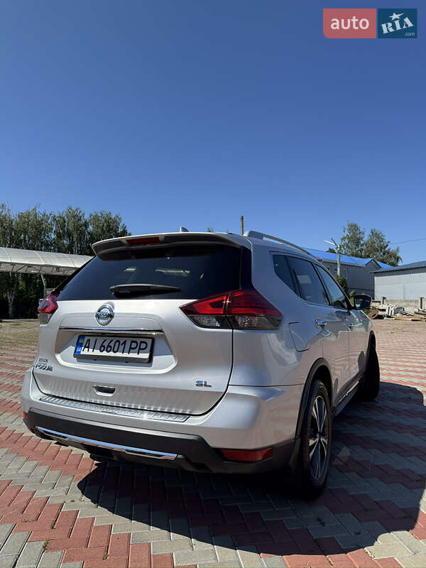Внедорожник / Кроссовер Nissan Rogue 2017 в Белой Церкви