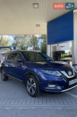 Внедорожник / Кроссовер Nissan Rogue 2016 в Запорожье