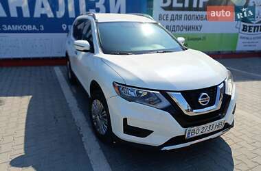 Внедорожник / Кроссовер Nissan Rogue 2016 в Тернополе