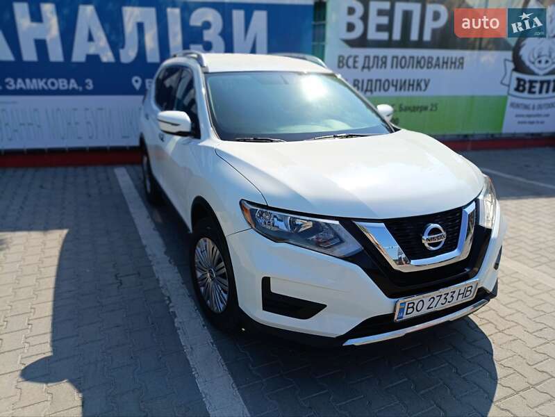 Внедорожник / Кроссовер Nissan Rogue 2016 в Тернополе фото 2 Внедорожник / Кроссовер Nissan Rogue 2016 в Тернополе