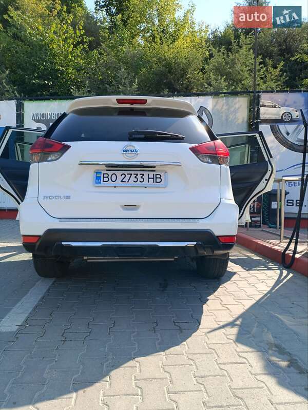 Внедорожник / Кроссовер Nissan Rogue 2016 в Тернополе фото 5 Внедорожник / Кроссовер Nissan Rogue 2016 в Тернополе