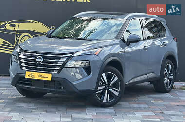 Позашляховик / Кросовер Nissan Rogue 2024 в Києві