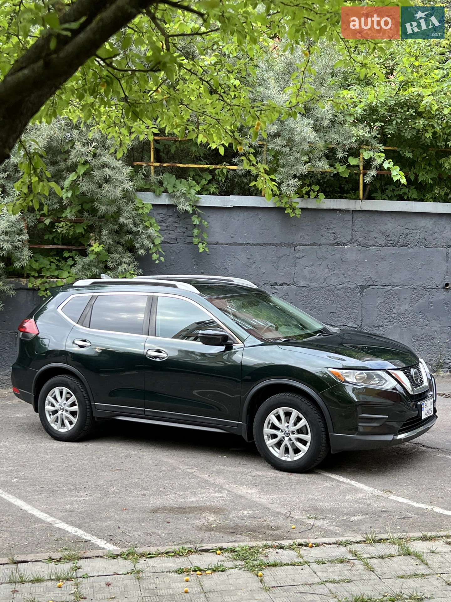 2017 Nissan Rogue - мініатюра 2