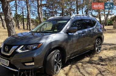 Внедорожник / Кроссовер Nissan Rogue 2018 в Николаеве