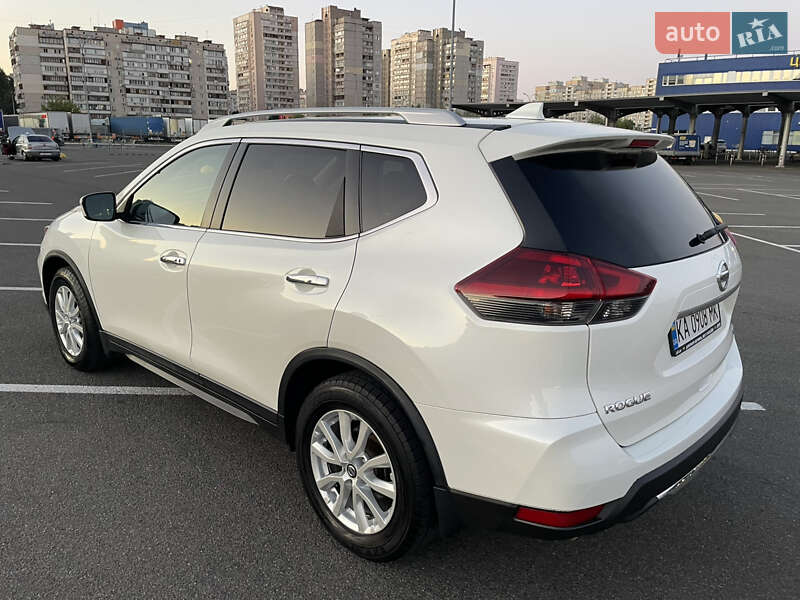 Внедорожник / Кроссовер Nissan Rogue 2018 в Киеве