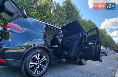 Позашляховик / Кросовер Nissan Rogue 2017 в Києві