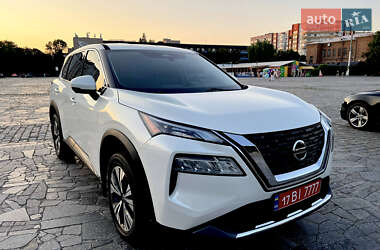 Внедорожник / Кроссовер Nissan Rogue 2021 в Киеве