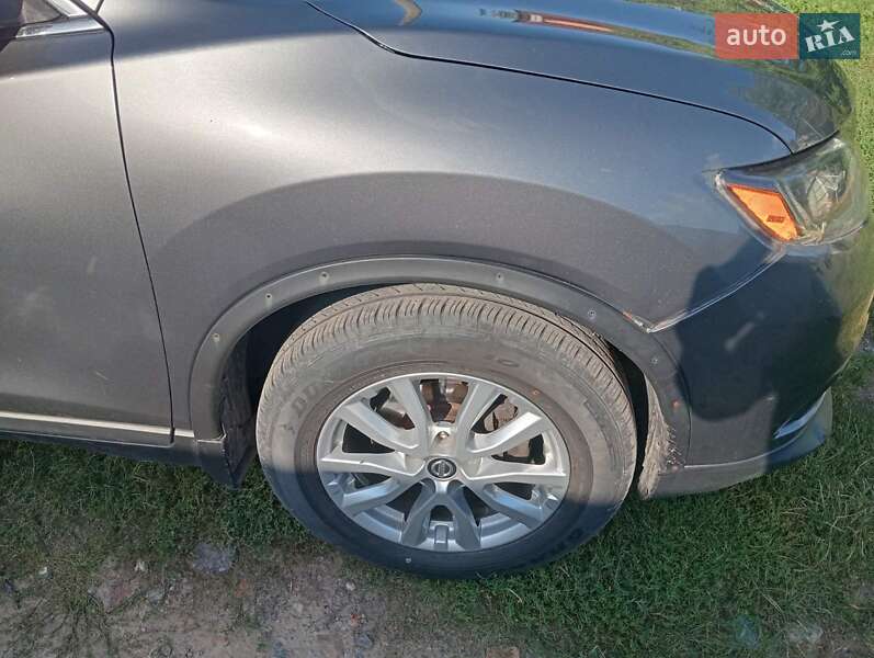 Позашляховик / Кросовер Nissan Rogue 2016 в Вороновиці