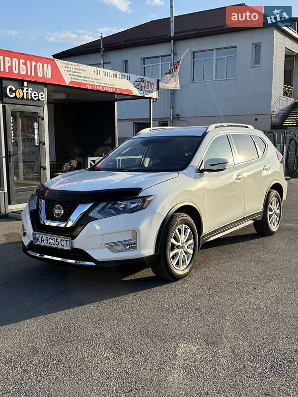 Nissan Rogue 2020