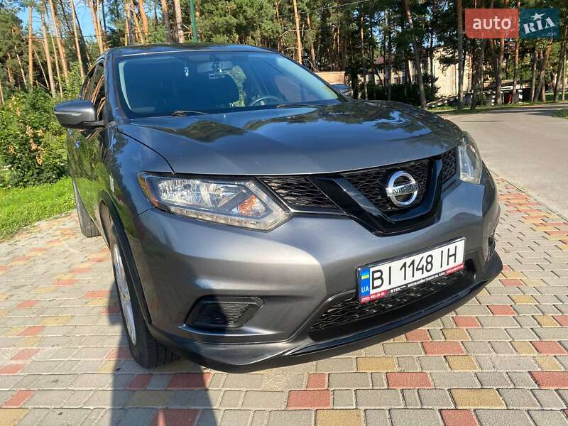 Внедорожник / Кроссовер Nissan Rogue 2015 в Решетиловке