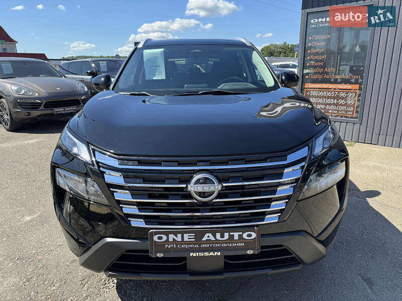 Позашляховик / Кросовер Nissan Rogue 2024 в Києві
