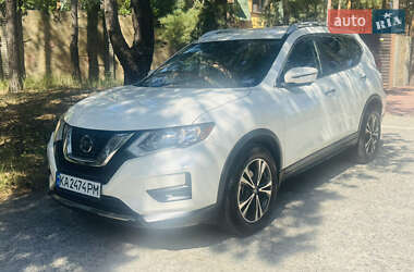 Внедорожник / Кроссовер Nissan Rogue 2019 в Киеве