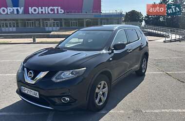 Внедорожник / Кроссовер Nissan Rogue 2016 в Запорожье