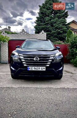 Позашляховик / Кросовер Nissan Rogue 2024 в Дніпрі