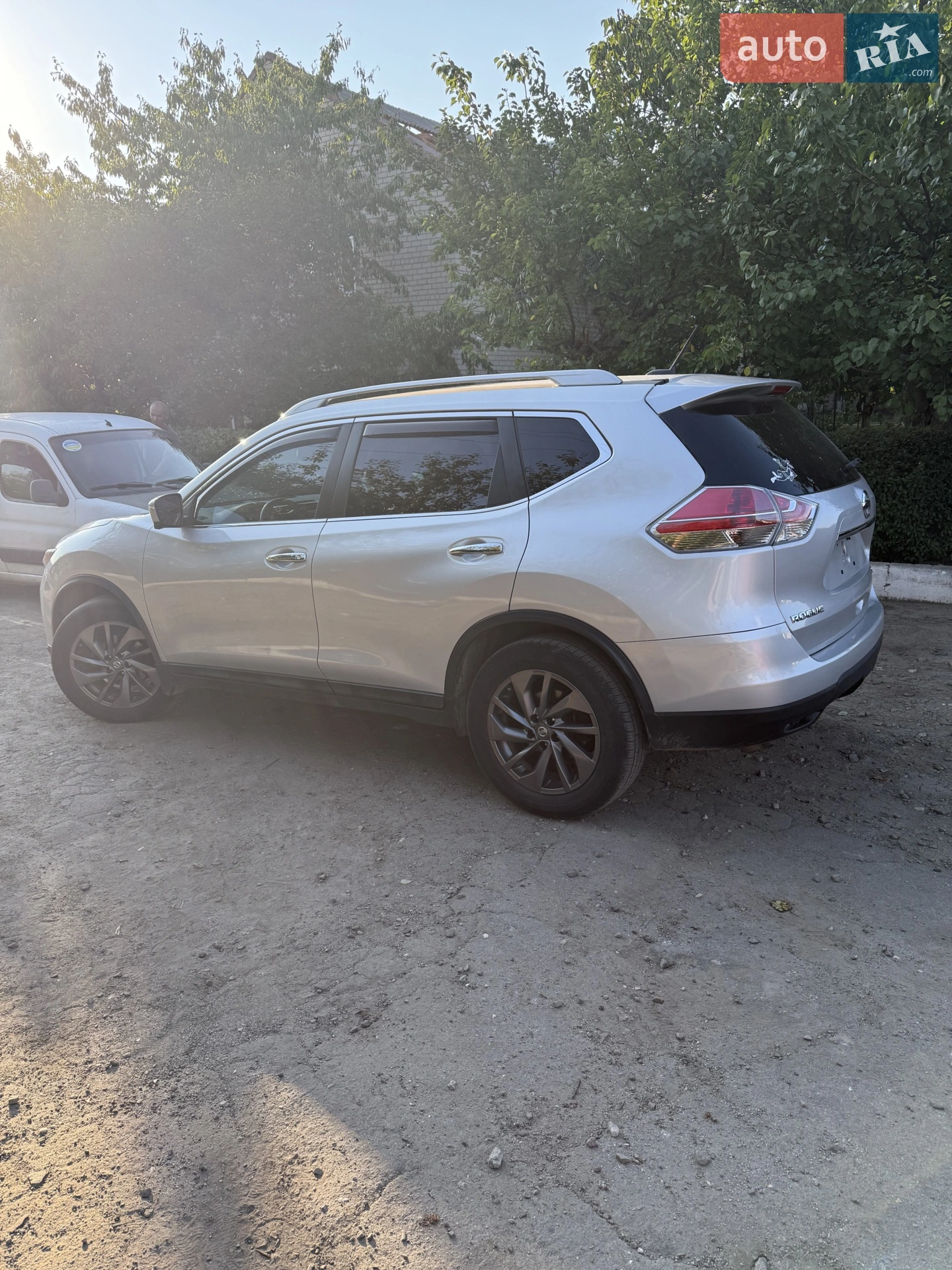 2016 Nissan Rogue - мініатюра 3