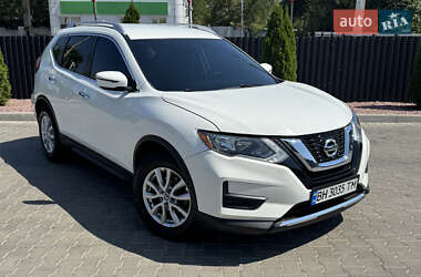 Внедорожник / Кроссовер Nissan Rogue 2017 в Одессе