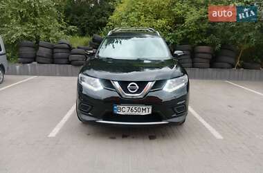 Позашляховик / Кросовер Nissan Rogue 2015 в Львові